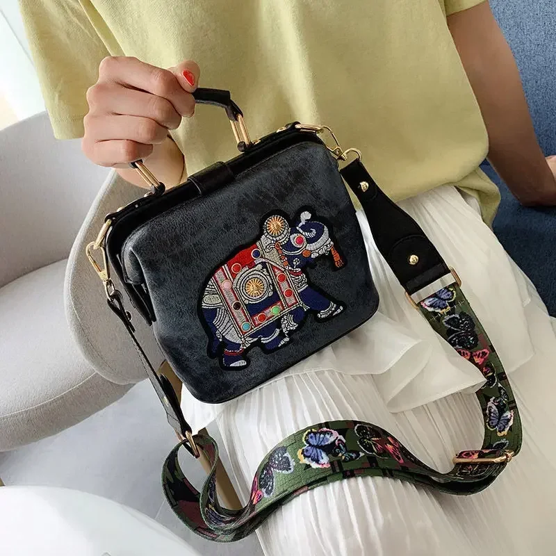 Luxury PU Leather Handbag Cros - огляд і ціна Leather Work Handbags For Women
