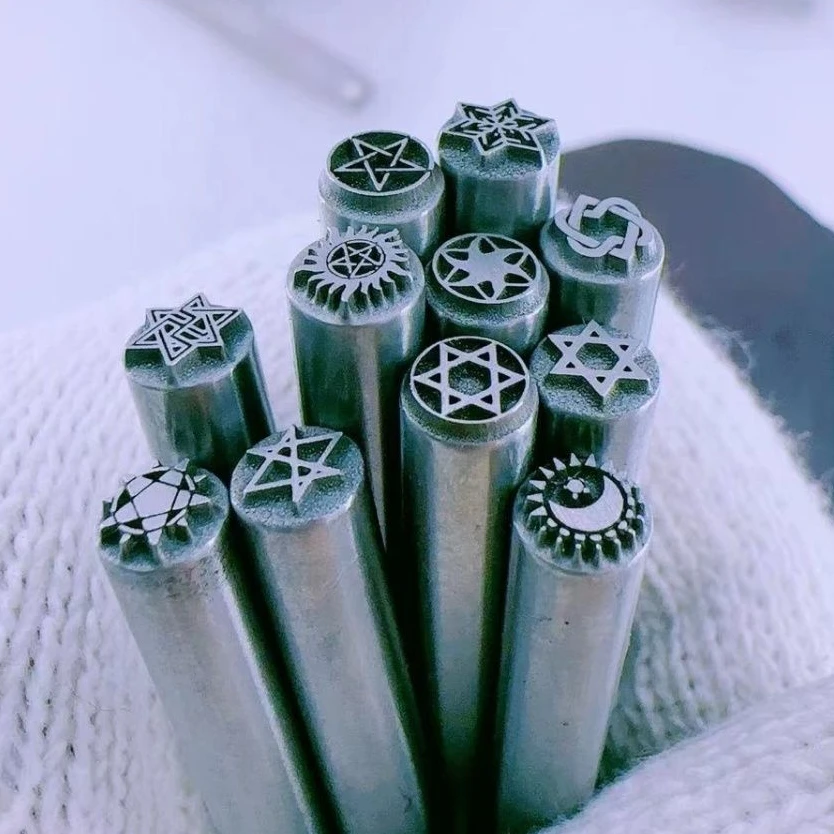 5mm Moon Star Design Metal Sta - огляд і ціна Leatherwork Punching Tool