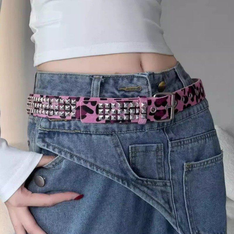 Y2K Leopard Rivet Belt Square  - огляд і ціна Leatherwork Eyelets